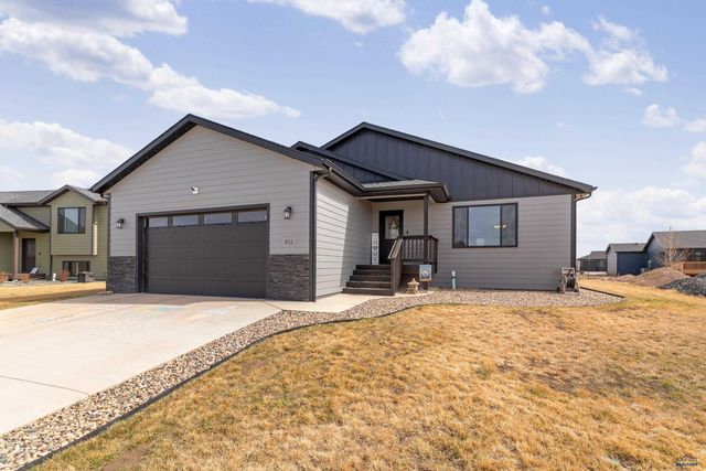 612 ANTIETAM DR, Box Elder, SD 57719
