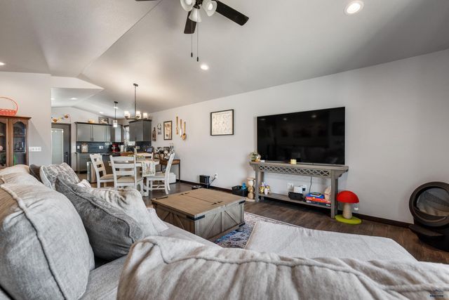 612 ANTIETAM DR, Box Elder, SD 57719