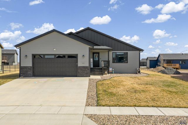 612 ANTIETAM DR, Box Elder, SD 57719