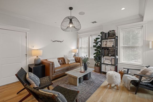 8 Manley St 1, Boston, MA 02122