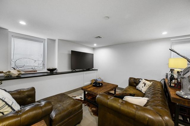 8 Manley St 1, Boston, MA 02122