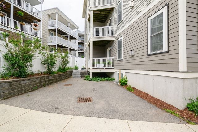 8 Manley St 1, Boston, MA 02122
