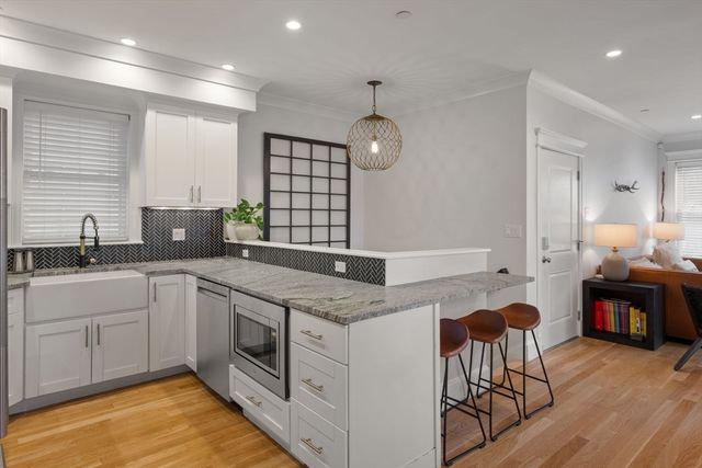 8 Manley St 1, Boston, MA 02122