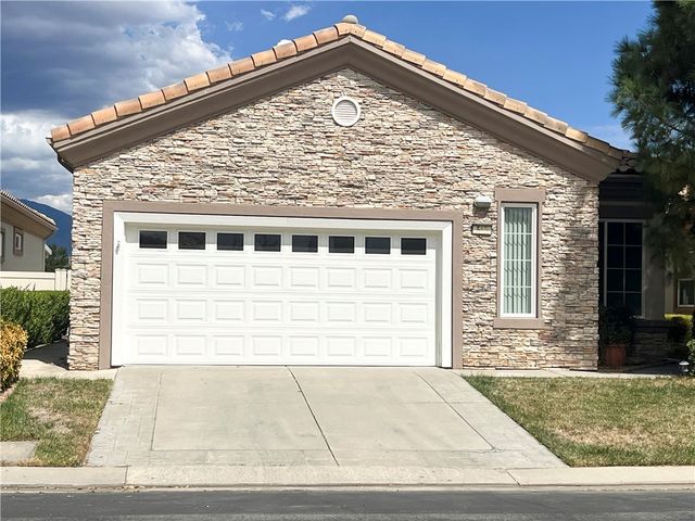 512 Brooklawn, Banning, CA 92220