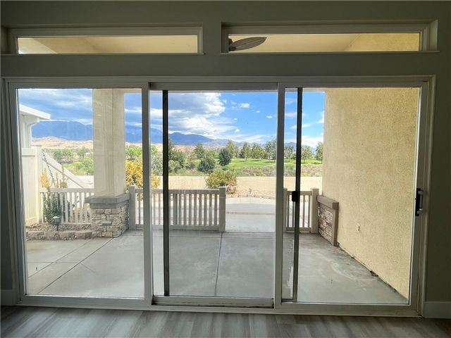 512 Brooklawn, Banning, CA 92220
