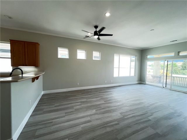 512 Brooklawn, Banning, CA 92220