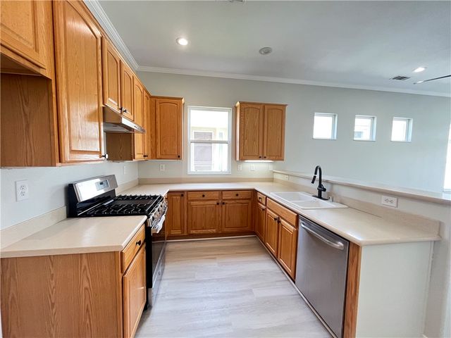 512 Brooklawn, Banning, CA 92220