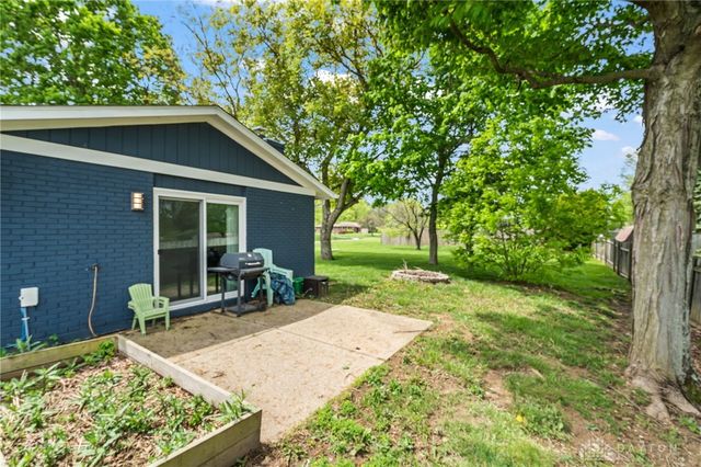 4030 Danern Drive, Beavercreek, OH 45430