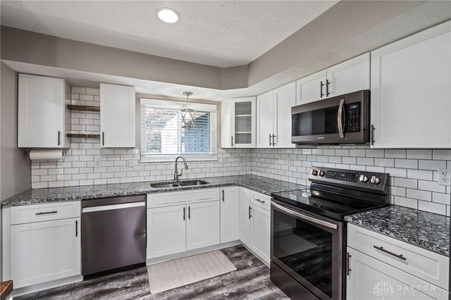 4030 Danern Drive, Beavercreek, OH 45430