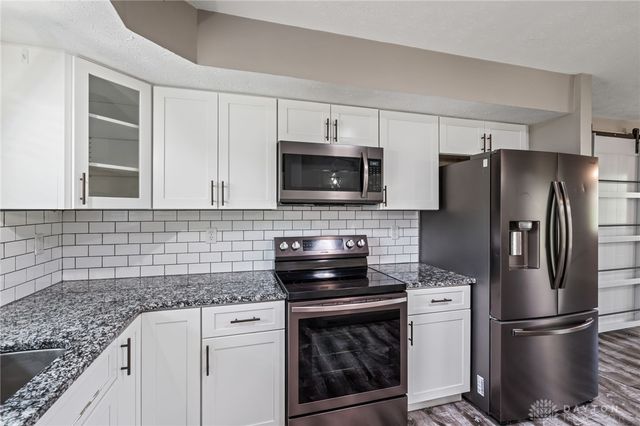 4030 Danern Drive, Beavercreek, OH 45430