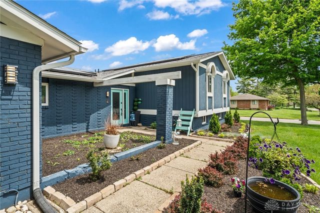 4030 Danern Drive, Beavercreek, OH 45430