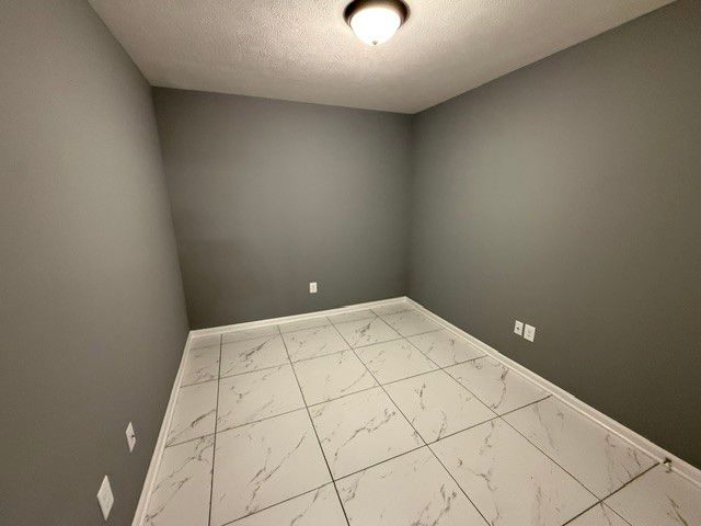 703 S Franklin St, Tullahoma, TN 37388