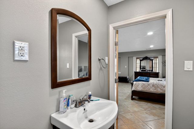 15432 Atwood Lane, Crosby, TX 77532