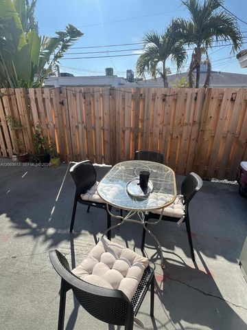 4517 NE 21st Ave 2, Fort Lauderdale, FL 33308
