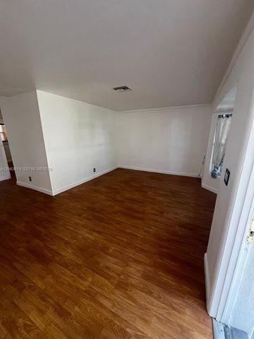 4517 NE 21st Ave 2, Fort Lauderdale, FL 33308