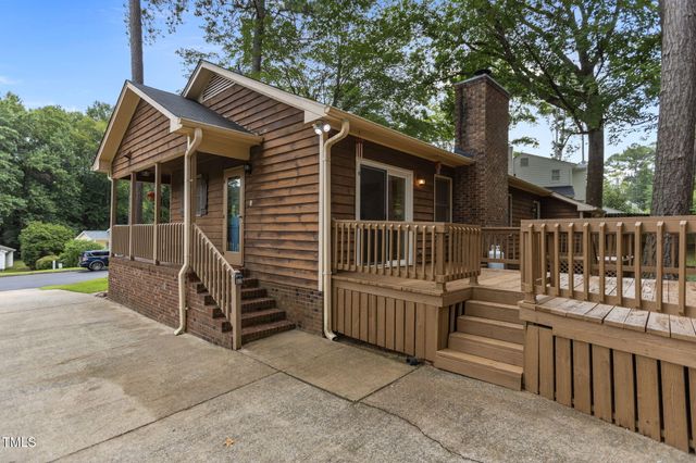 102 Whithorne Drive, Garner, NC 27529