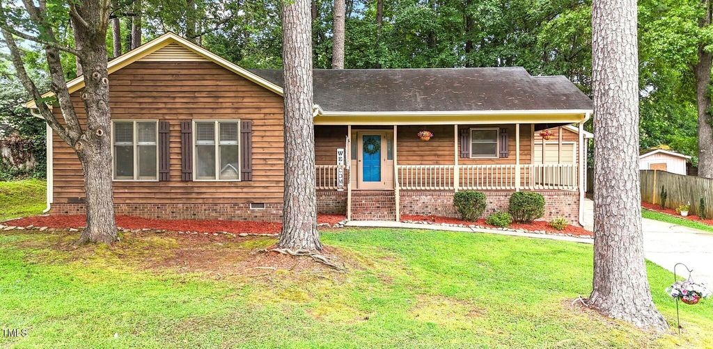 102 Whithorne Drive, Garner, NC 27529