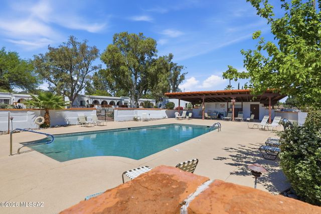 436 S Paseo Madera Unit B, Green Valley, AZ 85614