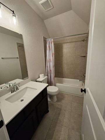 104 Palatino BND, Liberty Hill, TX 78642