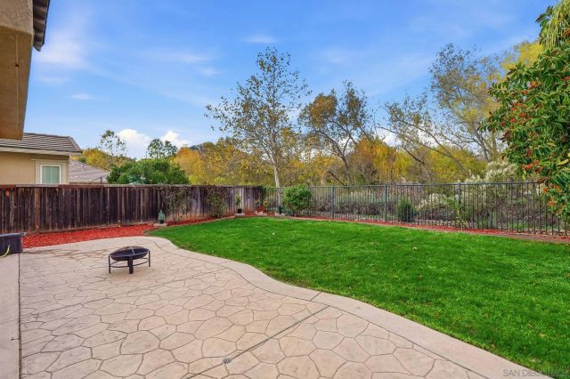 2923 Oro Blanco Cir, Escondido, CA 92027