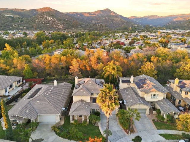 2923 Oro Blanco Cir, Escondido, CA 92027