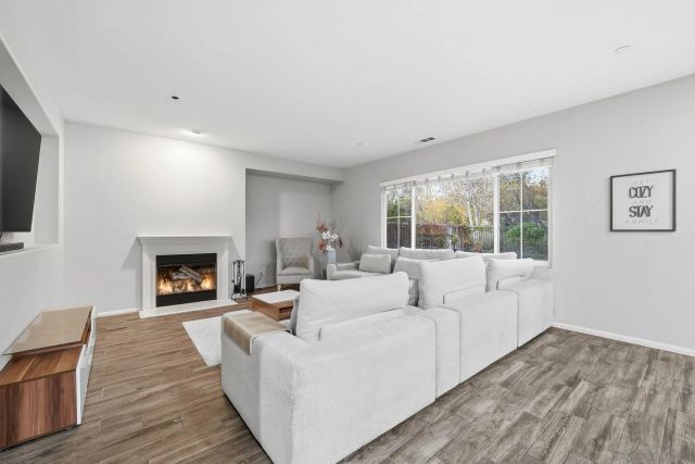 2923 Oro Blanco Cir, Escondido, CA 92027