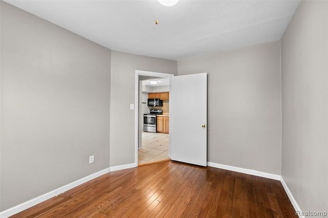 1311 W Windemere Avenue, Royal Oak, MI 48073