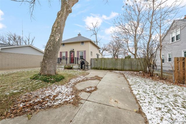 1311 W Windemere Avenue, Royal Oak, MI 48073