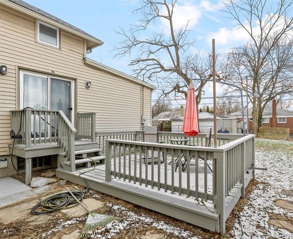 1311 W Windemere Avenue, Royal Oak, MI 48073