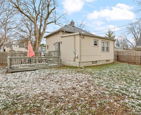 1311 W Windemere Avenue, Royal Oak, MI 48073