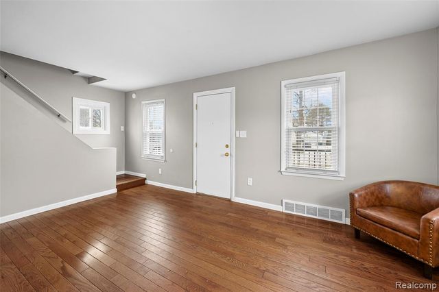 1311 W Windemere Avenue, Royal Oak, MI 48073