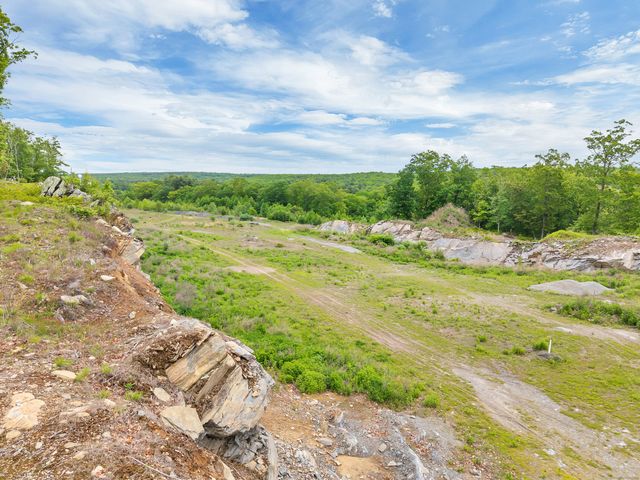 10 Riverside Drive, Sprague, CT 06330