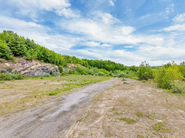 10 Riverside Drive, Sprague, CT 06330