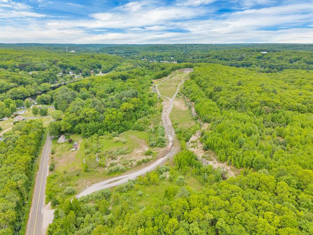 10 Riverside Drive, Sprague, CT 06330