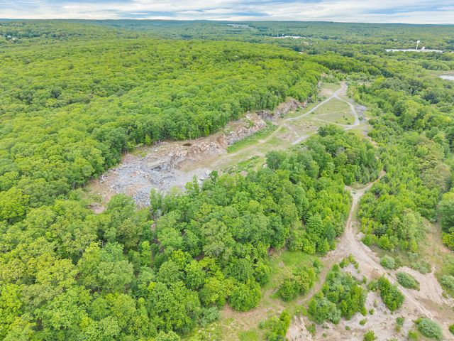 10 Riverside Drive, Sprague, CT 06330