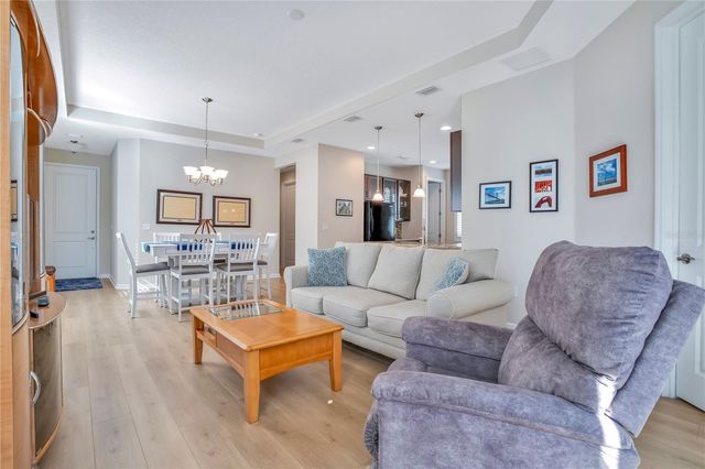 1088 AVERY MEADOWS WAY, Deland, FL 32724