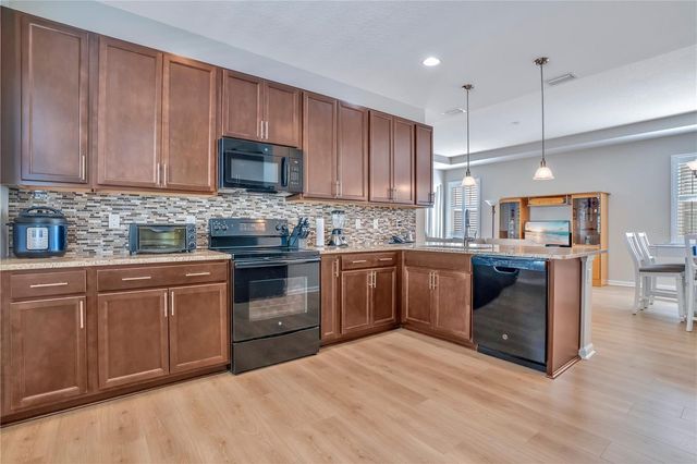 1088 AVERY MEADOWS WAY, Deland, FL 32724