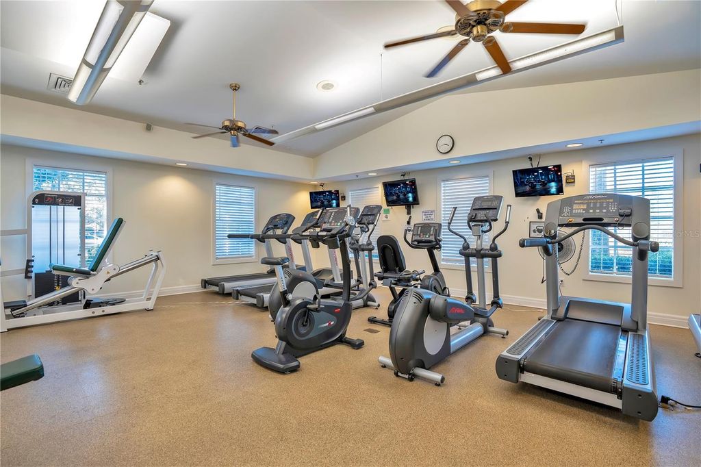 Image 30 of property listing at 1088 AVERY MEADOWS WAY, Deland, FL 32724