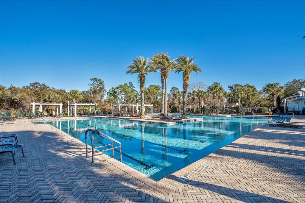 Image 36 of property listing at 1088 AVERY MEADOWS WAY, Deland, FL 32724