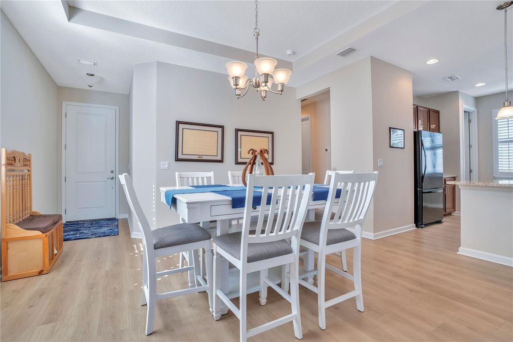 Image 7 of property listing at 1088 AVERY MEADOWS WAY, Deland, FL 32724