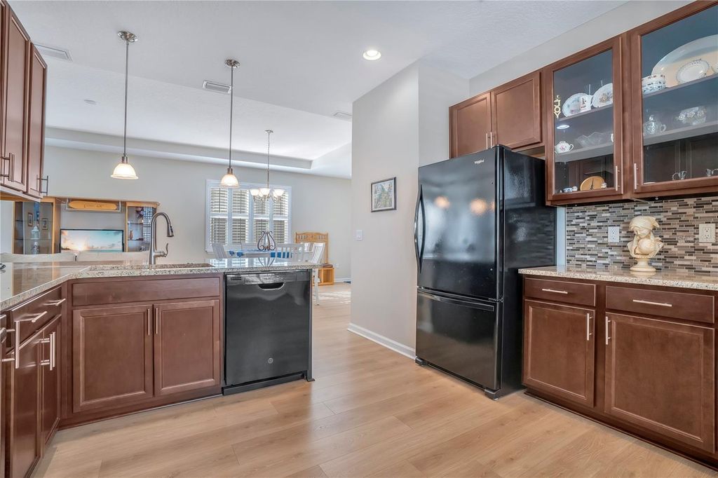 Image 10 of property listing at 1088 AVERY MEADOWS WAY, Deland, FL 32724