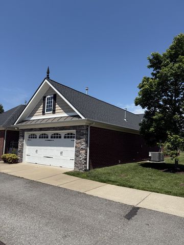 395 Devon Chase Hl Unit 1004, Gallatin, TN 37066