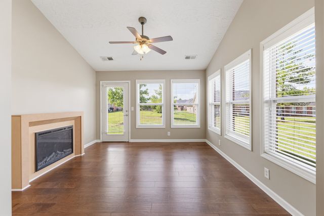 395 Devon Chase Hl Unit 1004, Gallatin, TN 37066