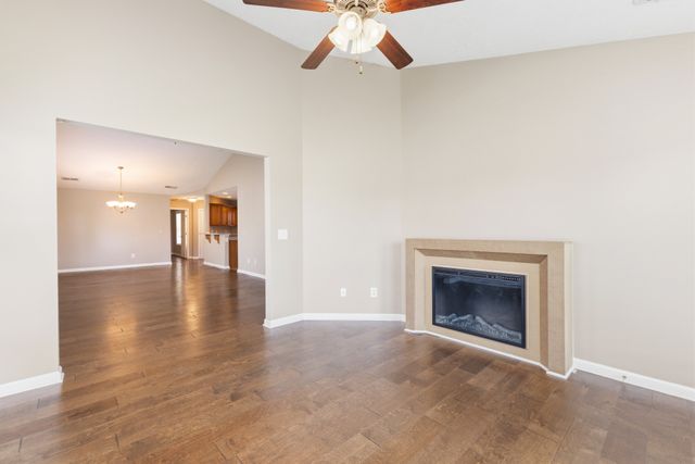 395 Devon Chase Hl Unit 1004, Gallatin, TN 37066
