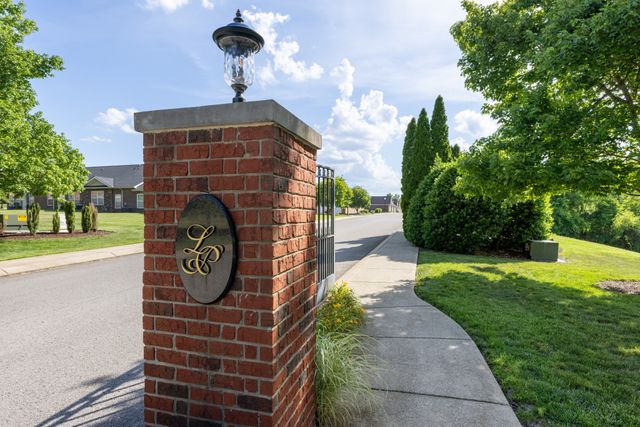 395 Devon Chase Hl Unit 1004, Gallatin, TN 37066