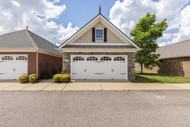 395 Devon Chase Hl Unit 1004, Gallatin, TN 37066