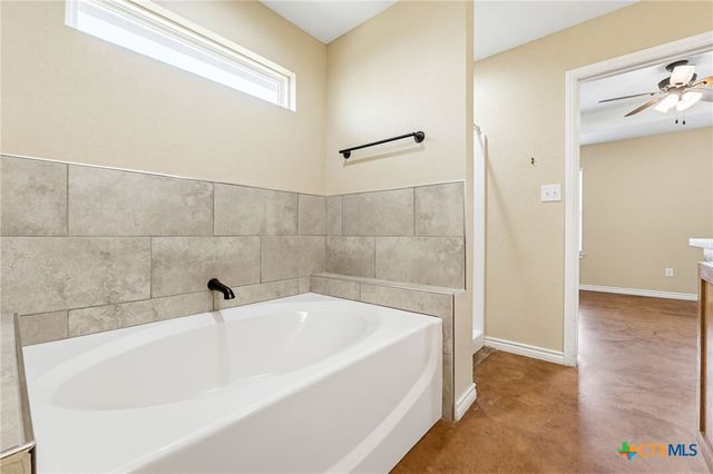1124 Limestone Drive, Lampasas, TX 76550