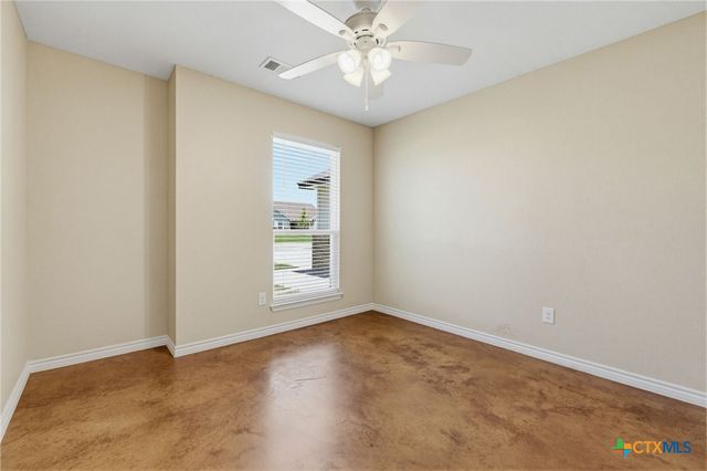 1124 Limestone Drive, Lampasas, TX 76550