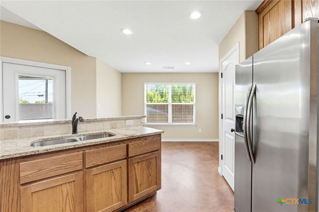 1124 Limestone Drive, Lampasas, TX 76550