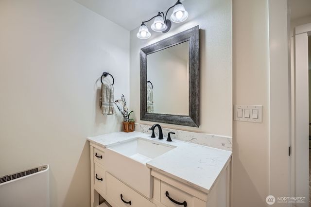 5930 18th Avenue S, Seattle, WA 98108